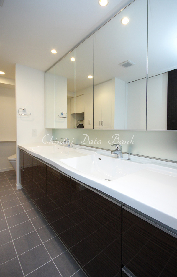 パウダールーム